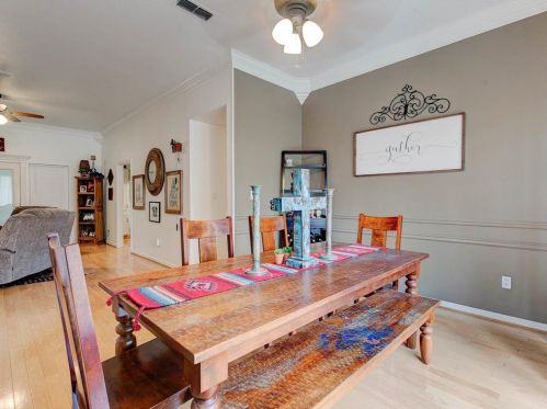 5215 Wedgefield Rd, Granbury TX  76049-4166 exterior