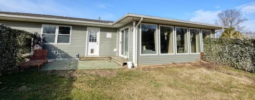 275 Willow Dr, Zanesville OH  43701-1252 exterior