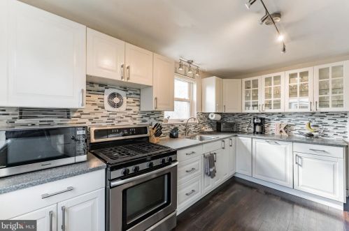 225 Tulpehocken Ave, Melrose Park PA 19027-1927 exterior