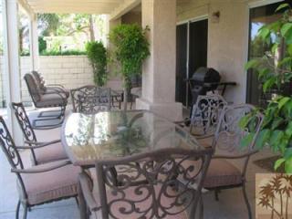 48247 Calle Florista, La Quinta CA  92253-2250 exterior