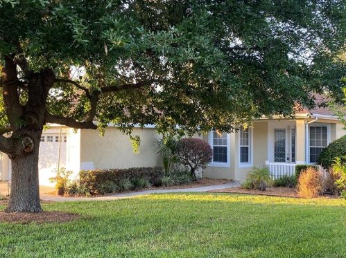 5054 Portsmouth St, Tavares, FL 32778-9278