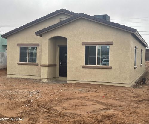 726 35th St, Tucson, AZ 85713-4934