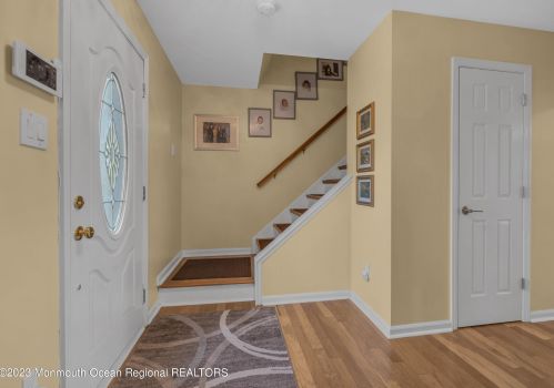 1013 Woodlane Rd, Jackson Twp NJ  08527-1555 exterior