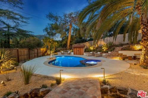 328 Poquito Ln, Topanga CA  90290-3547 exterior