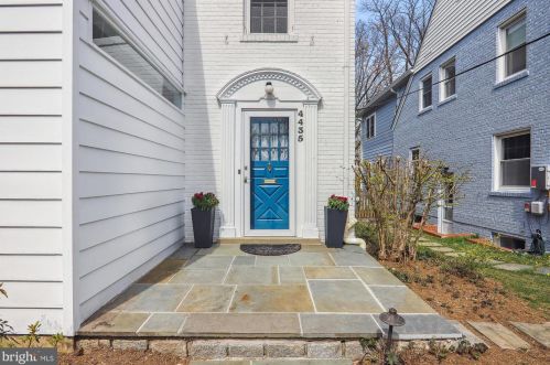 4435 Davenport St, Washington, DC 20016-4413