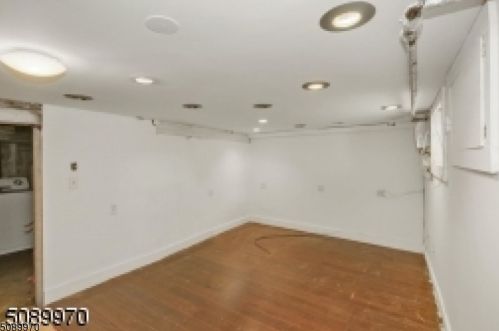 1061 Broad St, Westfield NJ  07090-1132 exterior