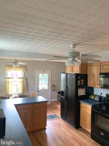 413 Audubon Ave, West Deptford NJ  08086-2516 exterior