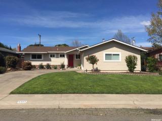 5333 Pimlico Ave, Sacramento, CA 95841-3819