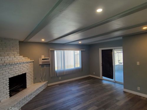 8228 Laurel Canyon Blvd, North Hollywood, CA 91605-1431