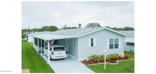 575 Dolphin Cir, Sebastian, FL 32976-2595