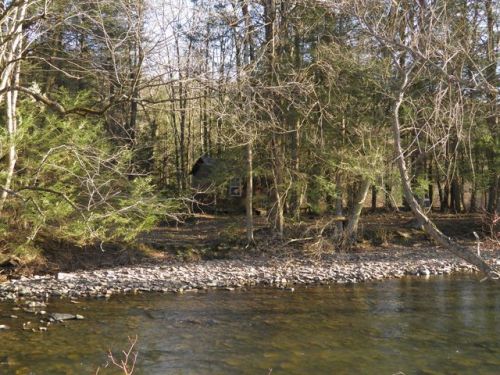1973 Marsh Creek Rd, Howard, PA 16841-2521