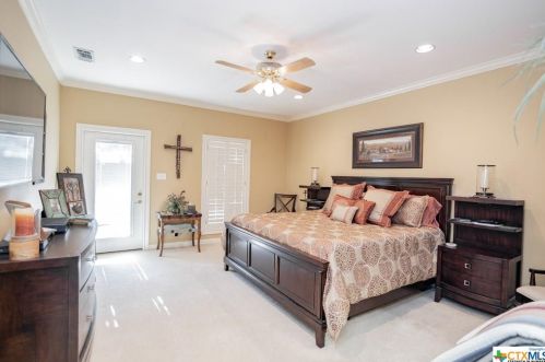 225 Charleston Dr, Victoria TX 77904-3814 exterior