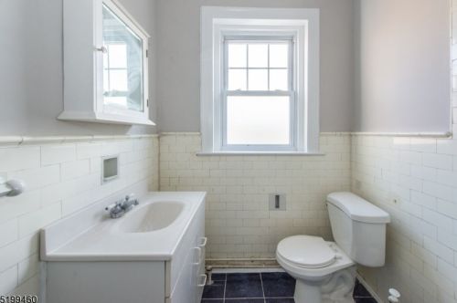6 Altamont Ct, Morristown NJ  07960-5347 exterior