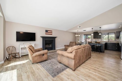 2105 Wood Duck Ln, Lake Nacimiento CA  93446-4223 exterior