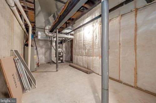 706 Hornblende Ave, Kennett Sq PA  19348-3614 exterior