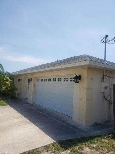 9823 6th St, Naples FL  34108-2201 exterior