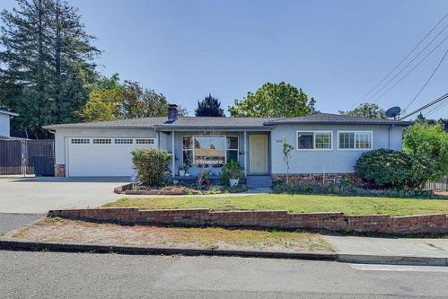 3105 D St, Hayward, CA 94541-4543