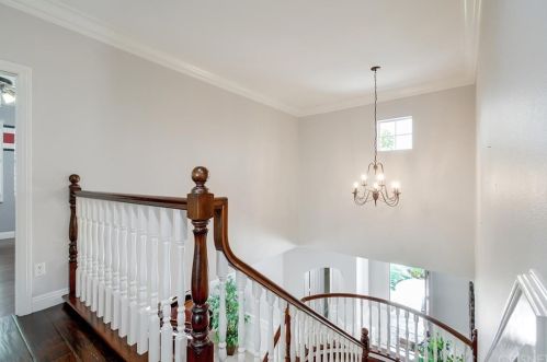 24306 Foxglove Pl, Santa Clarita CA  91354-4922 exterior