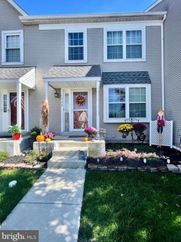 1328 Statesman Rd, Norristown, PA 19403-5150