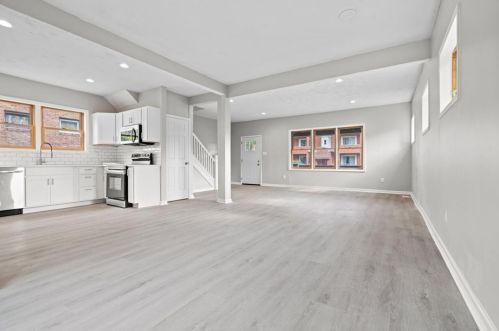 120 James St, Whitaker PA  15120-2714 exterior