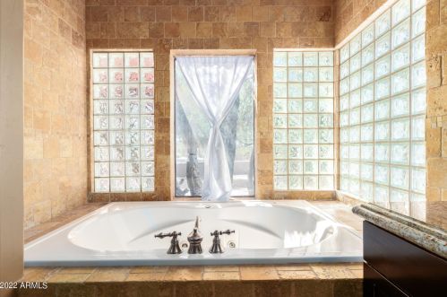 7839 Dixileta Dr, Scottsdale AZ exterior