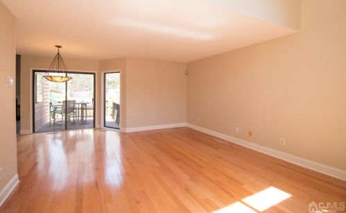 501 Sayre Dr, Princeton NJ  08540-5855 exterior
