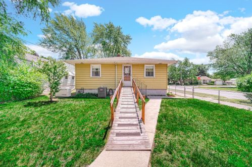 1029 175 St, Hammond IN 46324-3131 exterior