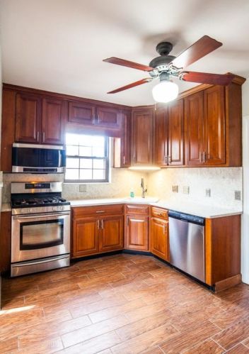 6341 Hamilton Ave, Cincinnati OH 45224-2011 exterior