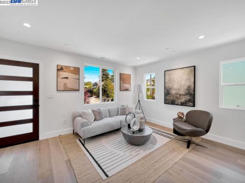 518 Stannage Ave, Berkeley CA  94706-1223 exterior