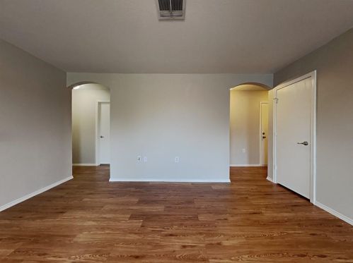 12529 Sky Harbor Dr, Del Valle, TX 78617-3676