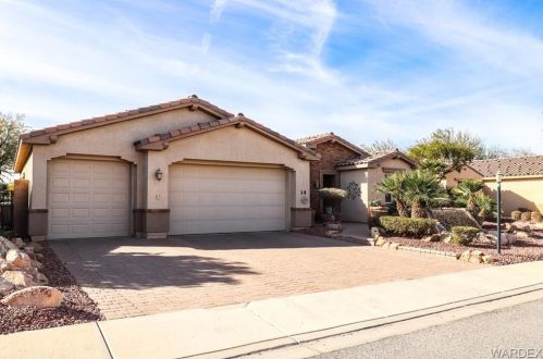 14 Torrey Pines Dr, Mohave Valley AZ  86440-8209 exterior