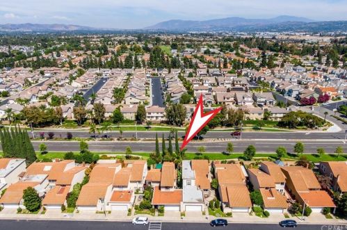 406 Massachusetts Ln, Placentia CA  92870-5017 exterior