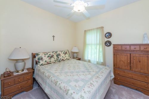 45 Windsor Dr, Lincoln Park NJ  07035-1700 exterior