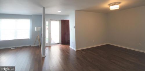 118 Shoal Creek Dr, Blue Bell PA  19422-3250 exterior