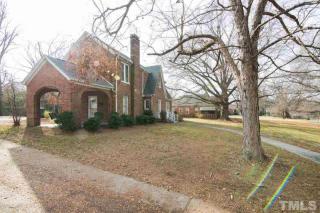 322 Elm St, Graham, NC 27253-3037