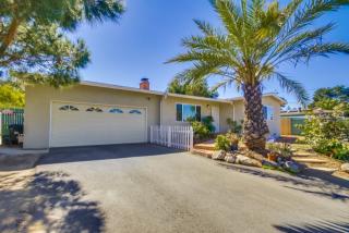 1335 Foothill Dr, Vista, CA 92084-4049