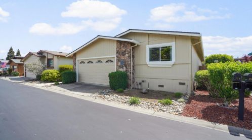 238 Harvest Ln, Morgan Hill, CA 95037-6125