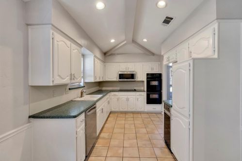 1308 Buckingham Pl, Richardson TX  75081-5485 exterior