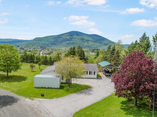 61 Scenic View Dr, Columbia NH  03576-3218 exterior