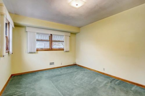 4003 52, Milwaukee WI 53220-2608 exterior