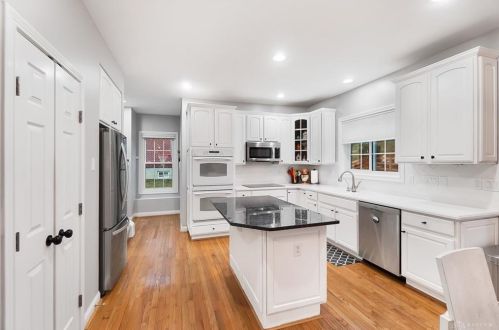 266 Forest Edge Dr, South Lebanon OH  45065-8736 exterior