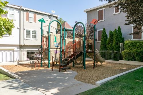 390 Olive Hill Dr, San Jose, CA 95125-6641