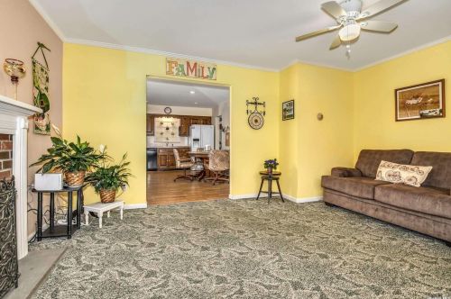 50 Polk Ave, Elwood NY  11731-1143 exterior