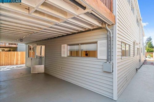 5500 Sandmound Blvd, Oakley CA  94561-5027 exterior