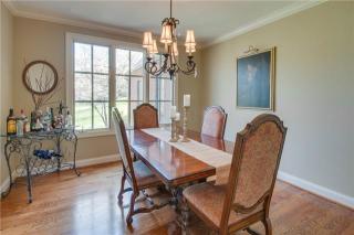 615 Natchez Bend Rd, Nashville, TN 37221-9703