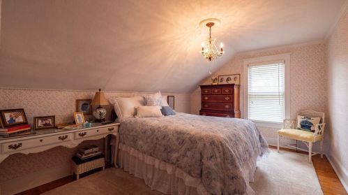 674 Evans St, Oshkosh, WI 54901-4672
