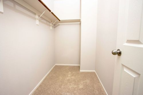 34195 Renton Dr, Lake Elsinore CA  92532 exterior