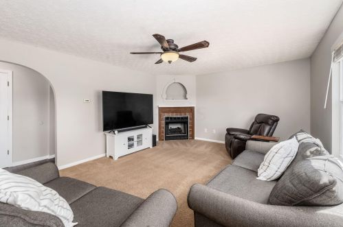 216 Autumn Leaves Way, Johnstown OH  43031-1369 exterior