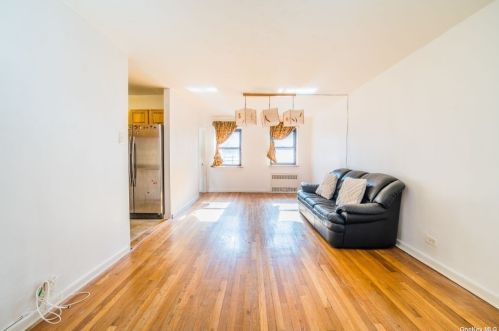 83-83 118th St, Jamaica, NY