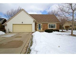 417 Kent Ct, Maumee, OH 43537-2221